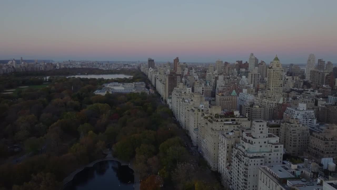その他 Artbeats New York City Aerials HD Vol 1 Aerial View of of Upper East Side New Yo | Stock Video