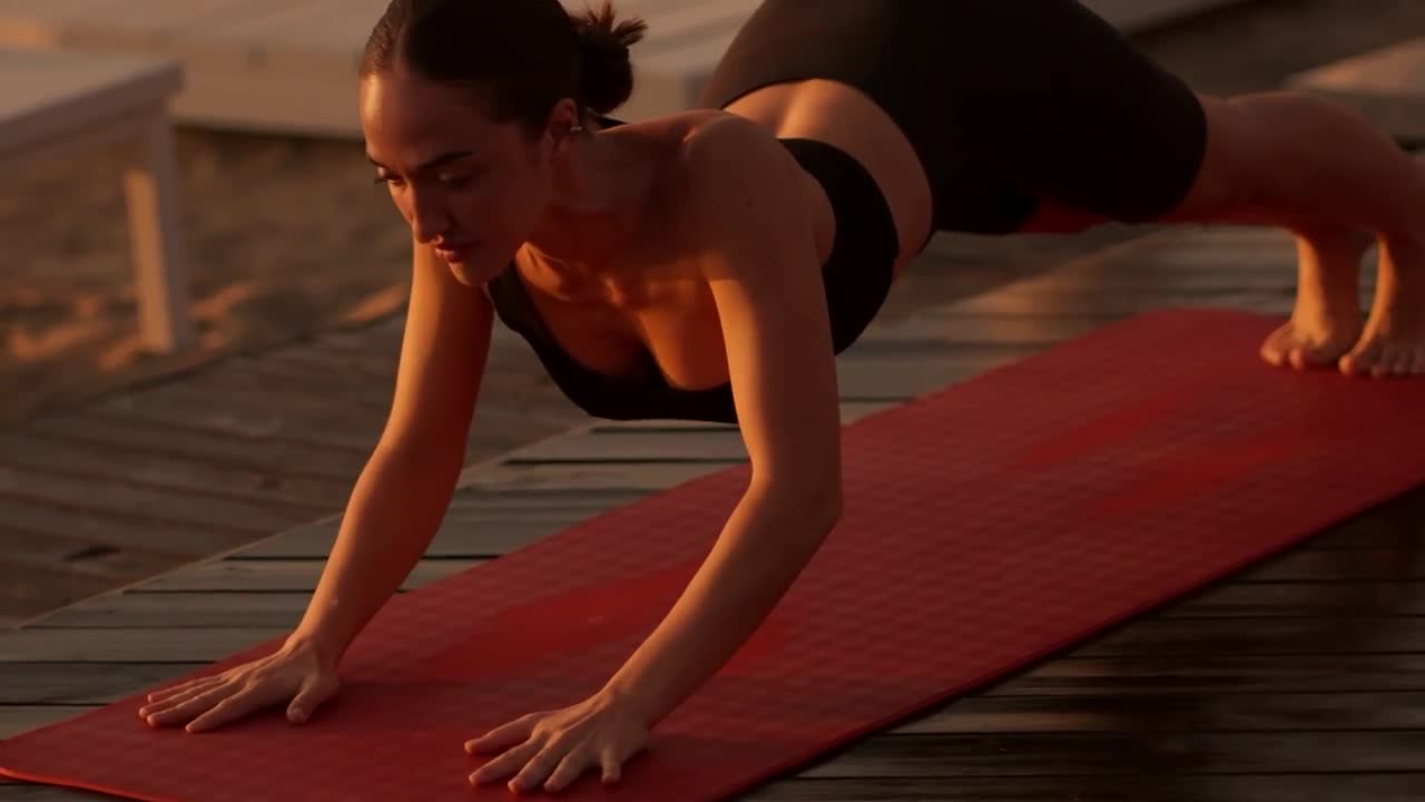Yoga: Bhujangasana Or Cobra Pose And Its Health Benefits | Femina.in