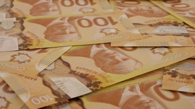 canadian money 100 bills