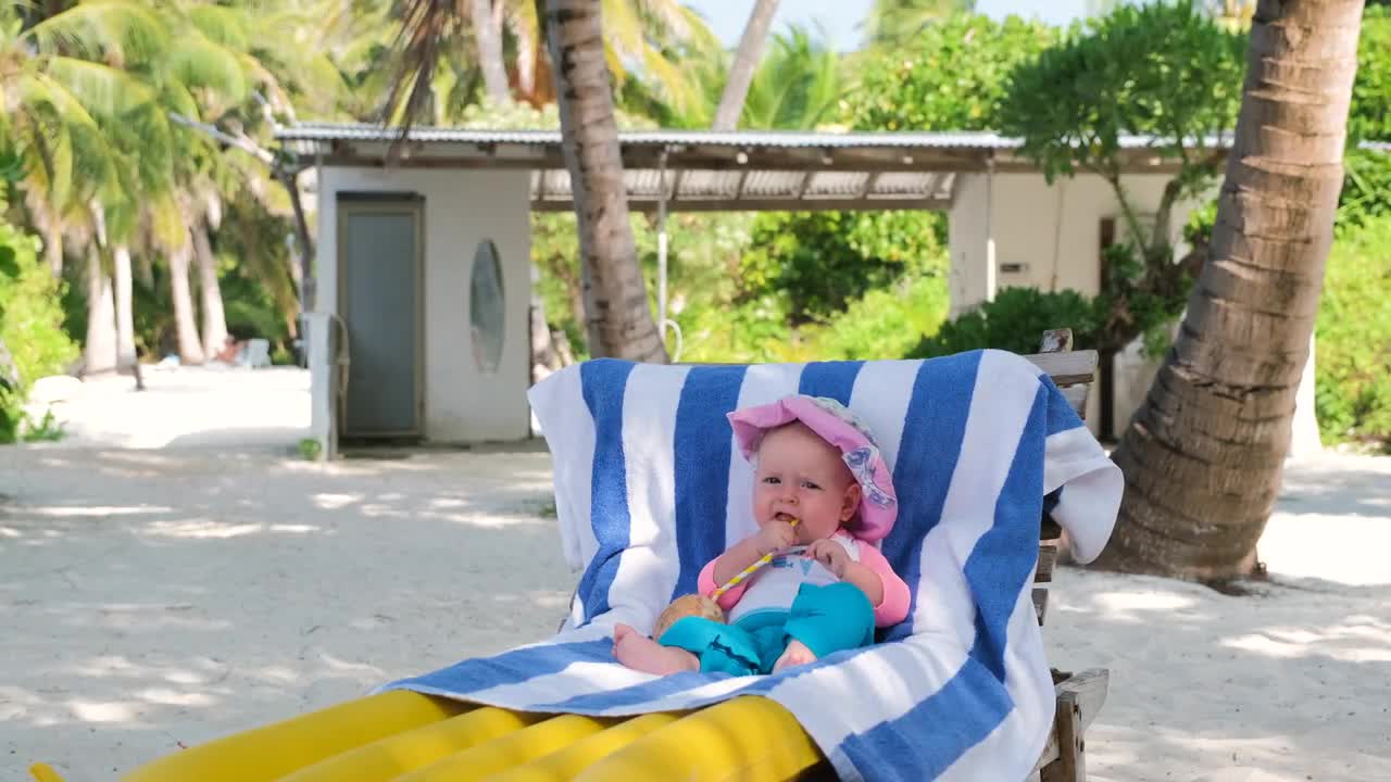 Infant discount beach chair