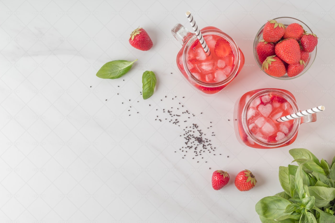 Yummy Strawberry Drinks: Stock Photos
