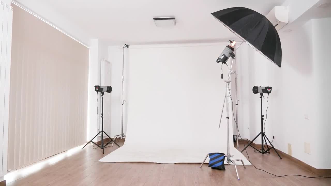 Professional Photo Studio - Stock Video 