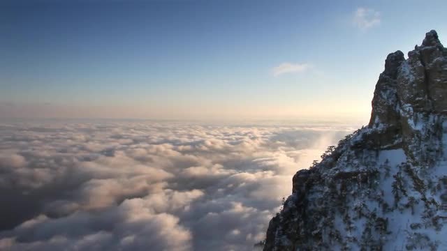 Sunrise By The Mountains : Stock Video