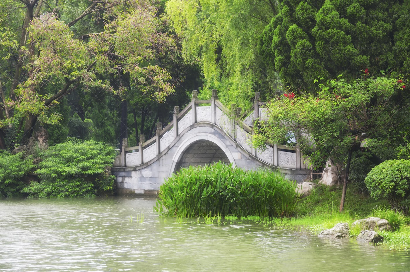 Arched Bridge In Chengdu, China - Stock Photos | Motion Array