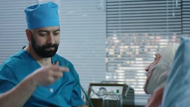 Doctor Examining Patient: Stock Video