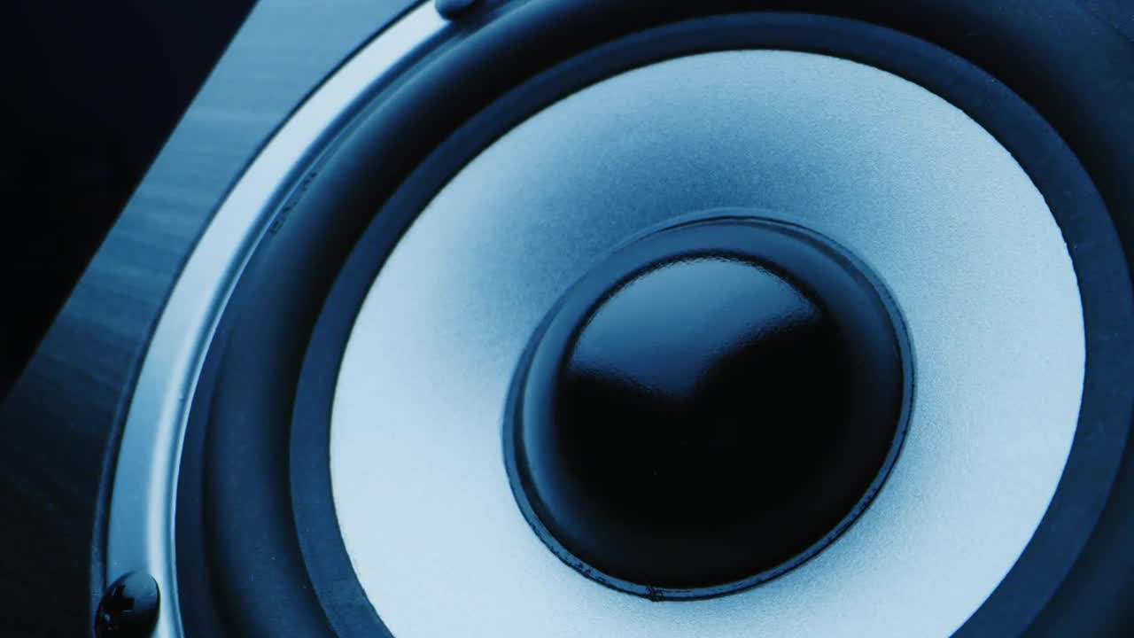 home theater subwoofer pulsing