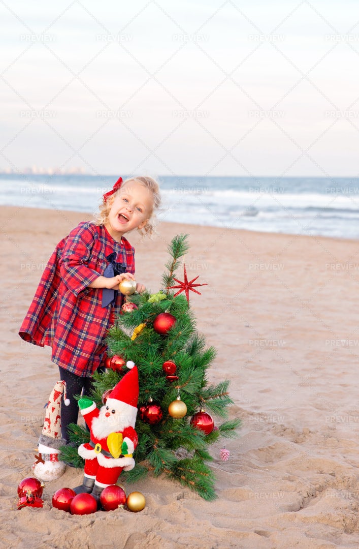 Christmas On The Beach: Stock Photos