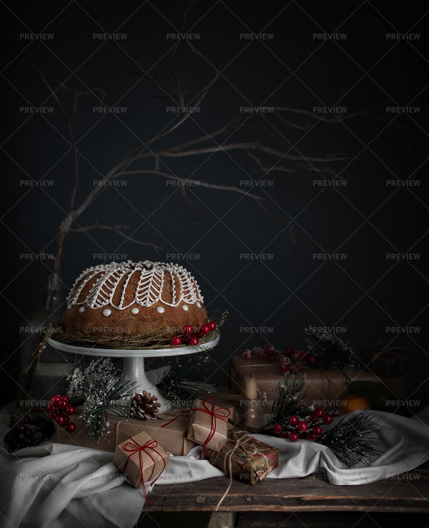 Homemade Christmas Cake: Stock Photos