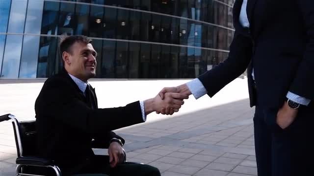 Man And Woman Shaking Hands: Stock Video