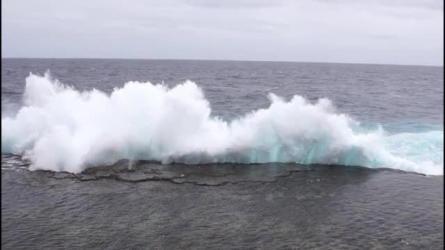 Wave Crashing Into A Cliff: Stock Video