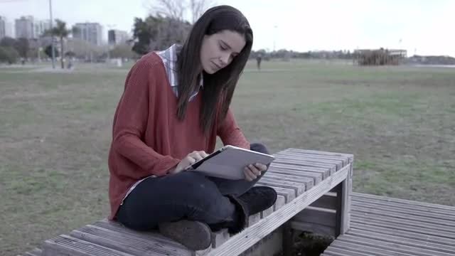 Woman Working Outdoors Using Tablet: Stock Video