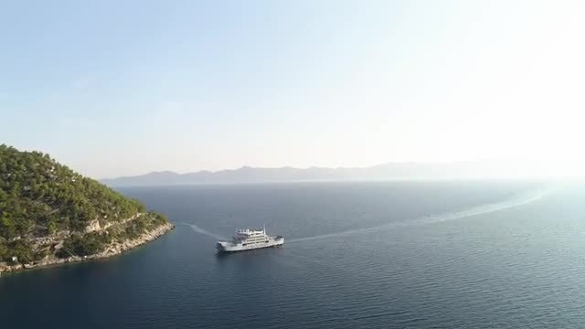Aerial Shot Of Yacht Cruising: Stock Video