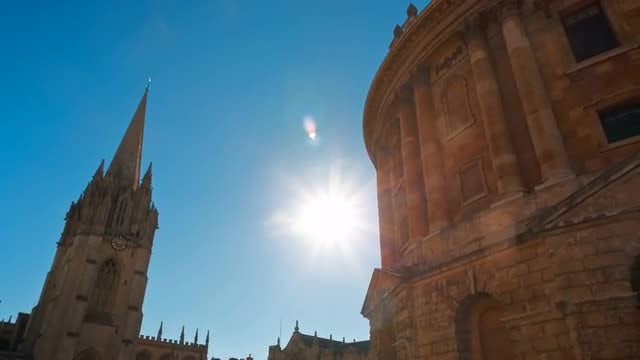 Sun Shining In Oxford University: Stock Video