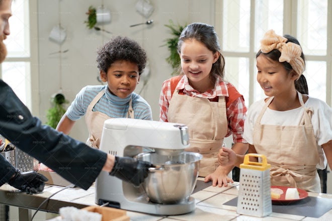 Teaching Kids to Cook