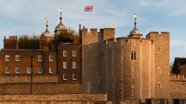 Tower Of London Establishing Shot: Stock Video