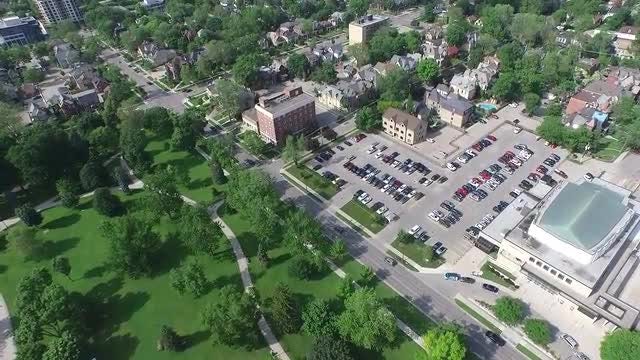 City Park And Traffic Aerial: Stock Video