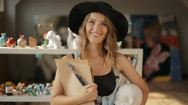 Painter With Sketches And Brushes: Stock Video