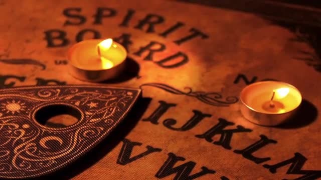 Witchcraft Ouija Spirit Board Rotating: Stock Video