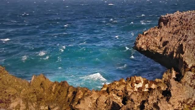 Cliff Loop: Stock Video