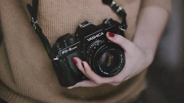 Grunge Paper 01: Stock Motion Graphics