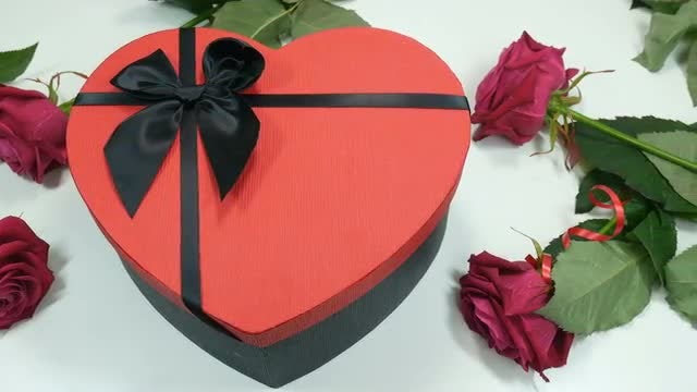 Romantic Gift: Stock Video