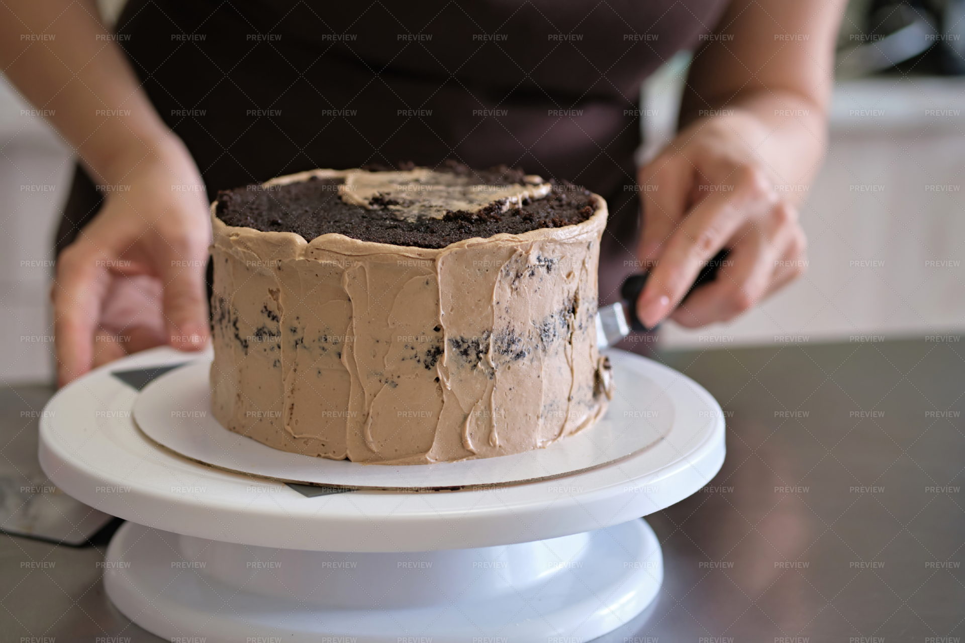 जानिए कैसे घर बैठे शुरू करें Cake Business, जितना टेस्टी केक उतनी ज्यादा  होगी आपकी कमाई