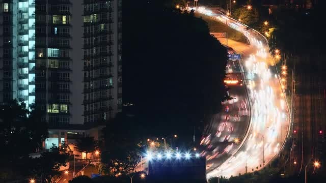 City Traffic: Stock Video