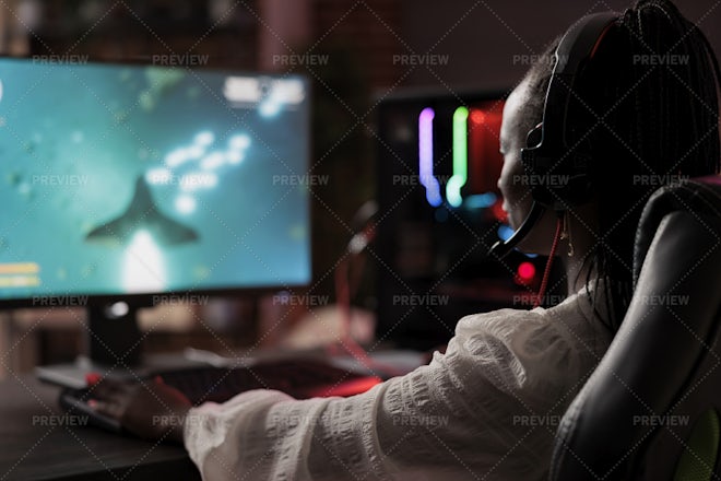 Girlfriend Play Video Games Stock Image - Image of defeat