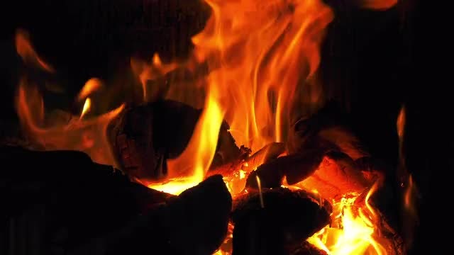 Smoldering Fire: Stock Video