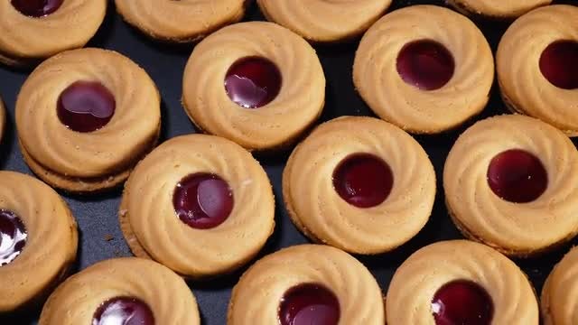 Cookies With Jam: Stock Video