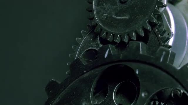 Rusty Metallic Clock Gears: Stock Video