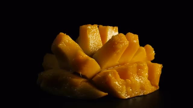 Sliced Mango Fruit: Stock Video