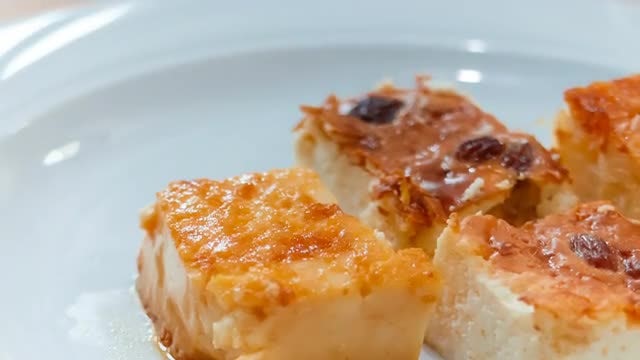 Delicious Cheesecake: Stock Video