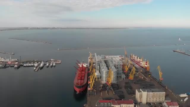 Cargo Port: Stock Video