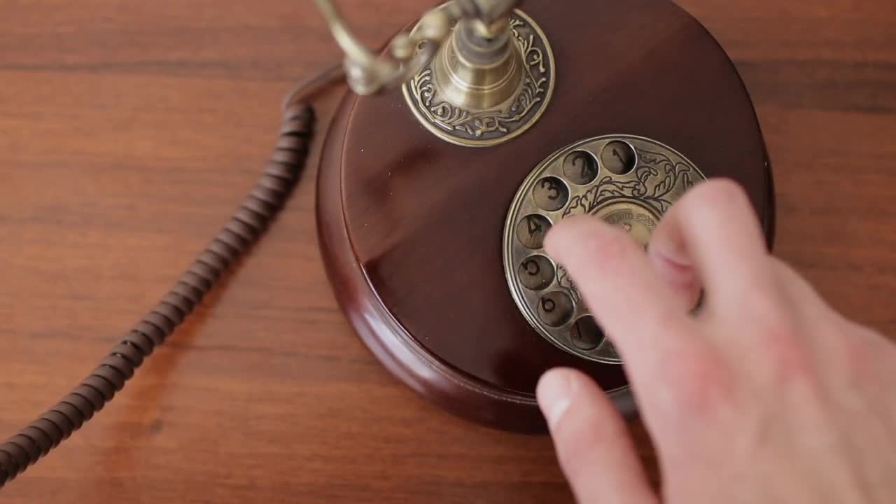 dialing-an-old-rotary-phone-stock-video-motion-array