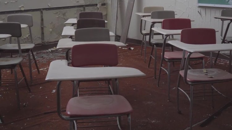Abandoned Classroom: Stock Video