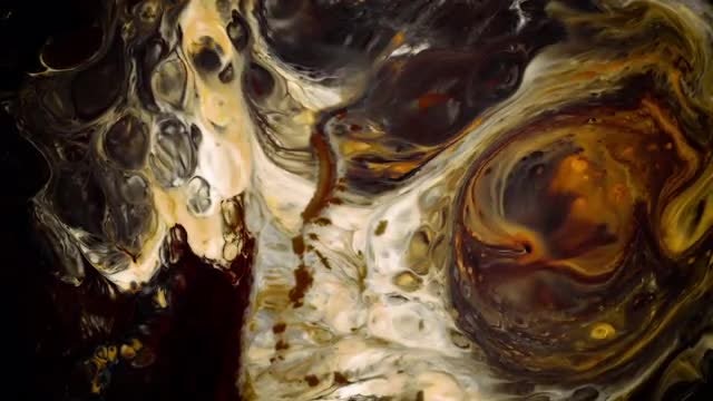 Organic Paint Spread: Stock Video