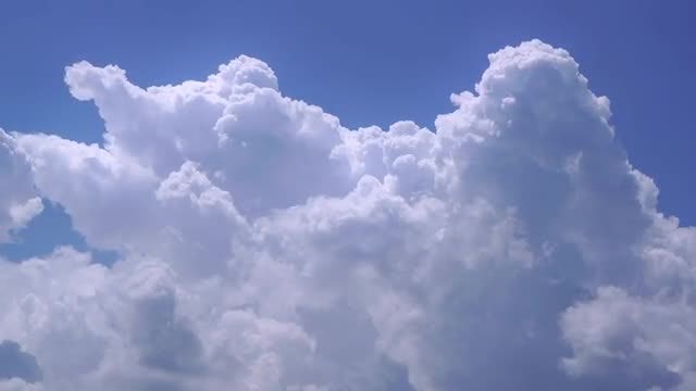 Clouds: Stock Video