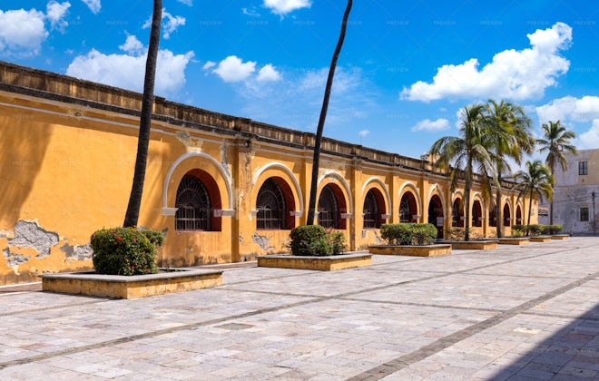 Veracruz, Mexico, Colorful Streets In Colonial Historic City Center ...