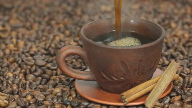 Pouring Coffee: Stock Video