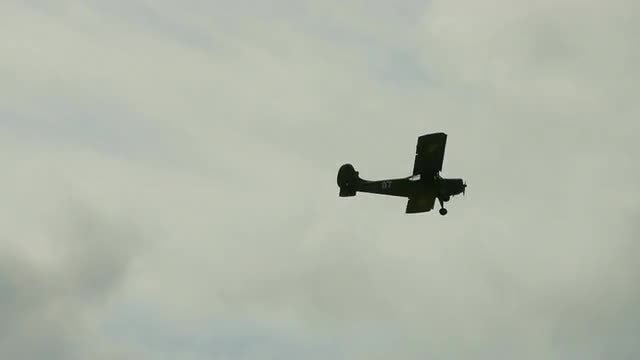 Retro Plane: Stock Video