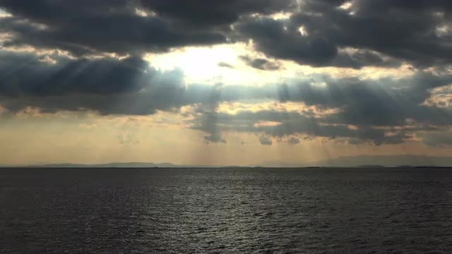 Sunlight Peeking Through: Stock Video