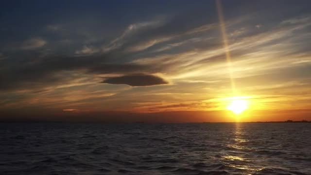 Ocean Sunset: Stock Video
