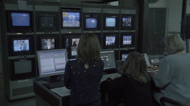 tv control room monitors