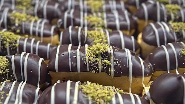Chocolate Eclairs: Stock Video