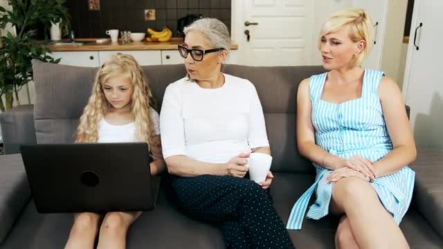 Family Time With Computer: Stock Video
