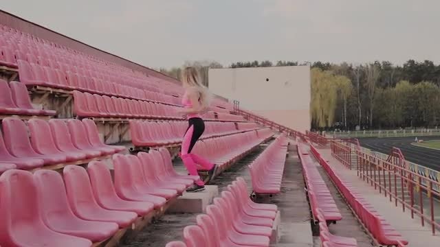 Woman Is Training On The Stairs: Stock Video