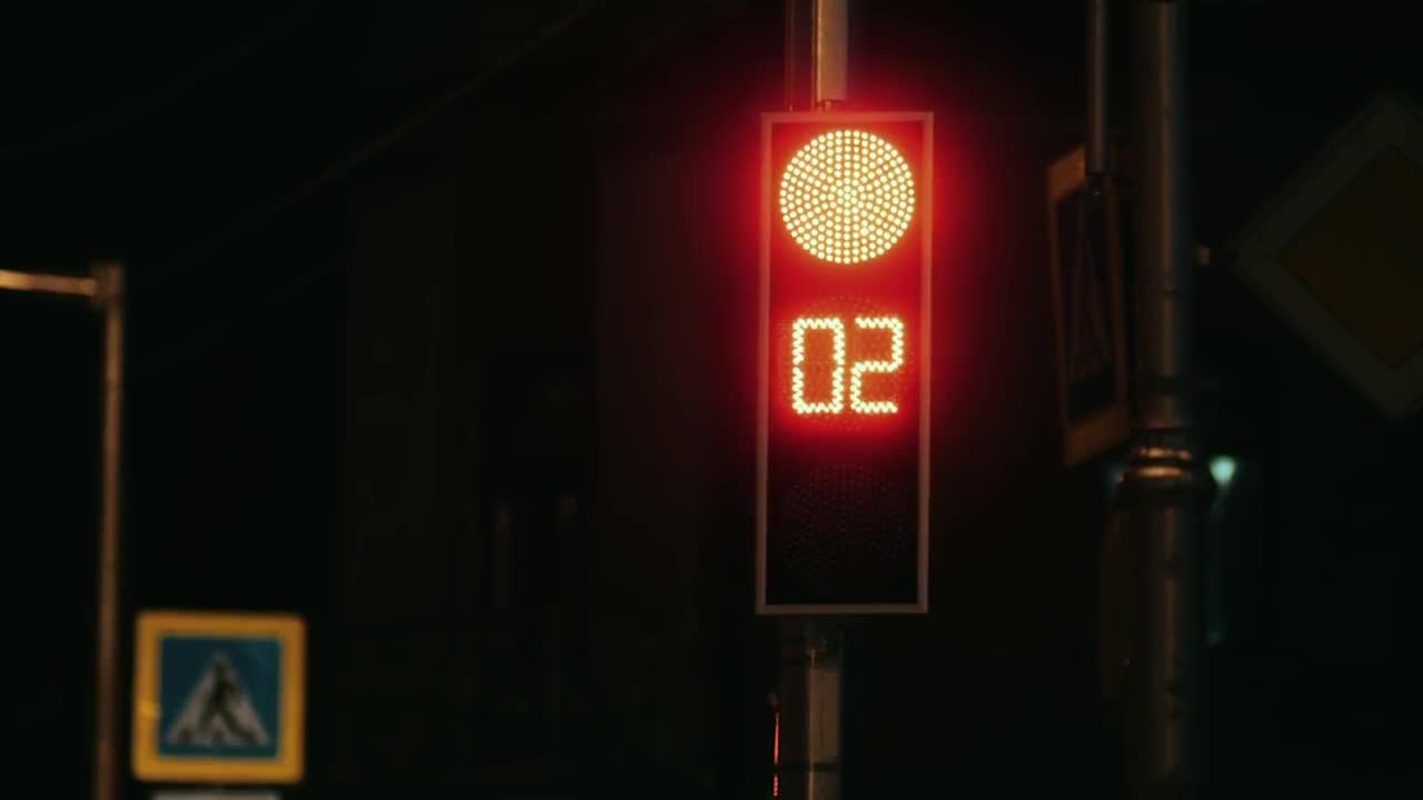 Traffic Light Changes Color Stock Video Motion Array