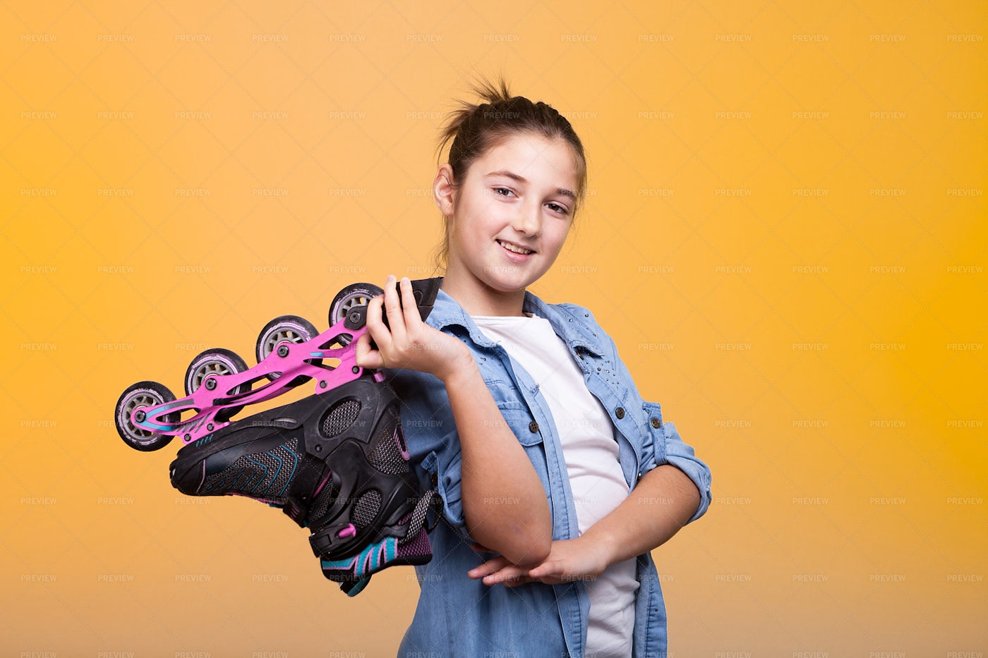 Girl With A Roller Skate: Stock Photos