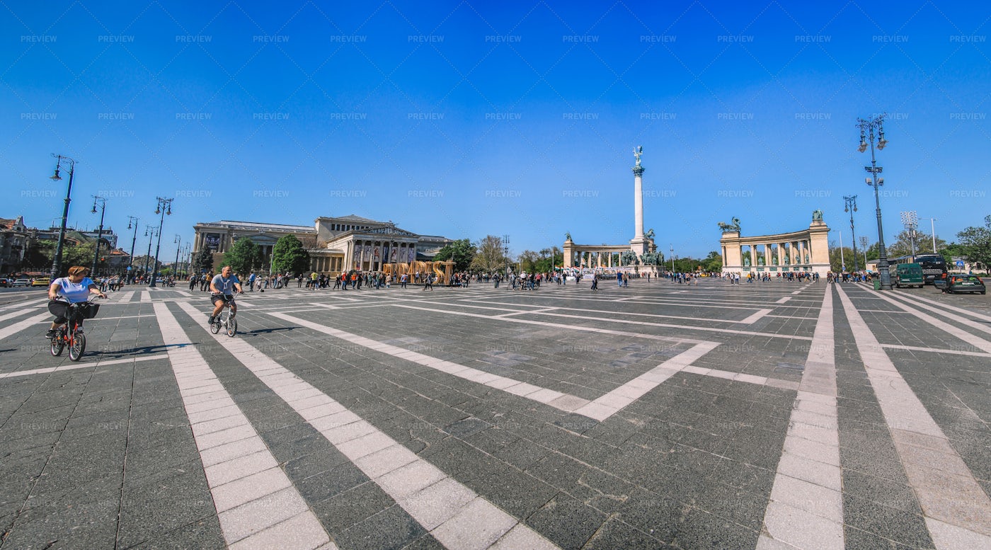 Budapest Freedom Square: Stock Photos